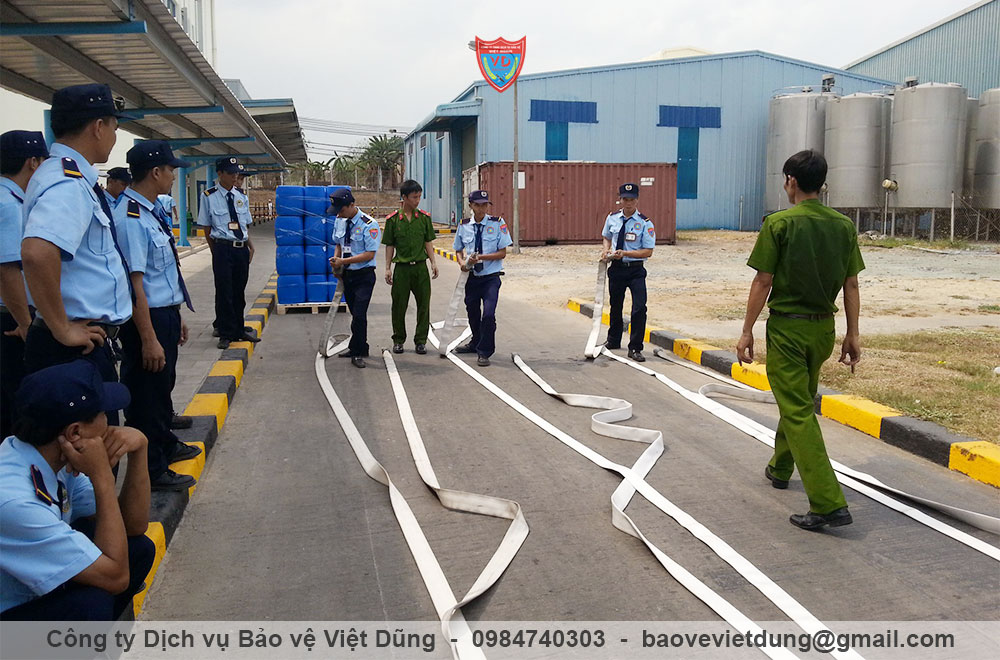 dich-vu-bao-ve-khu-cong-nghiep-chuyen-nghiep-3