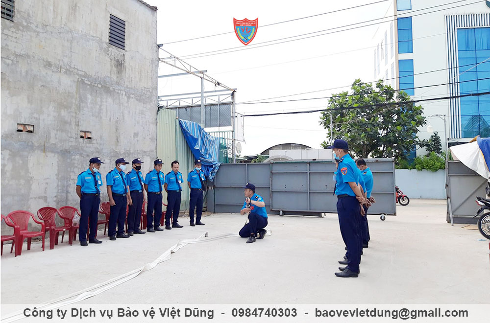 dich-vu-bao-ve-nha-may-viet-dung-3
