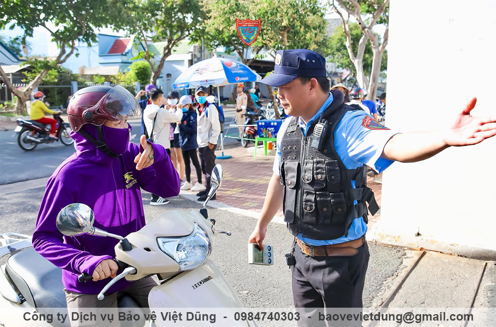 dich_vu_bao_ve_giu_xe-1