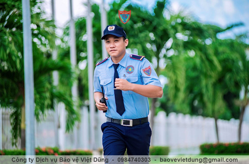 Bảo vệ tuần tra mục tiêu dich-vu-bao-ve-tuan-tra-chuyen-nghiep-2