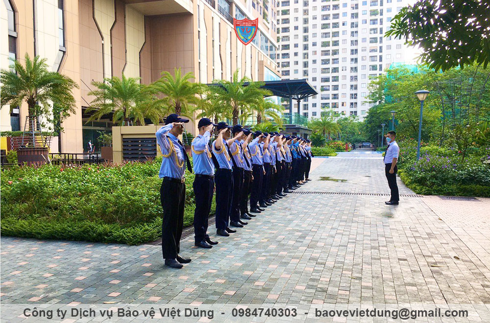 bao-ve-toa-nha-chuyen-nghiep-viet-dung-2