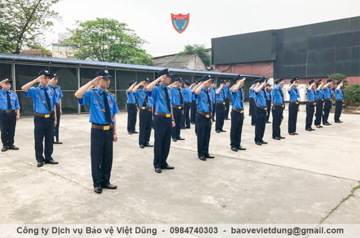 hinh-anh-bao-ve-cong-truong-chuyen-nghiep-1