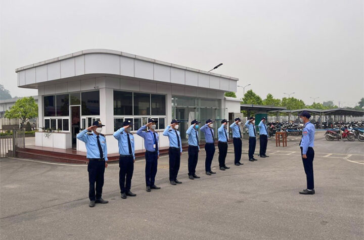 nhan-vien-bao-ve-kho-hang-chuyen-nghiep-2