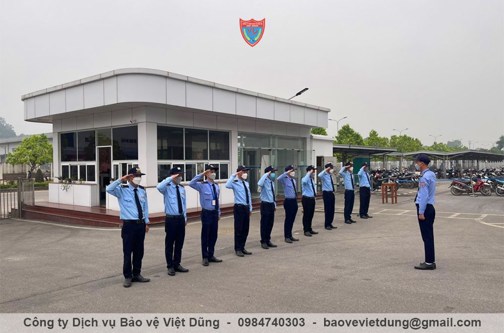 nhan-vien-bao-ve-kho-hang-chuyen-nghiep