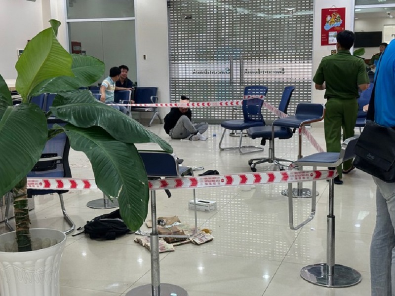 bat-giu-doi-tuong-cuop-ngan-hang-sacombank-3