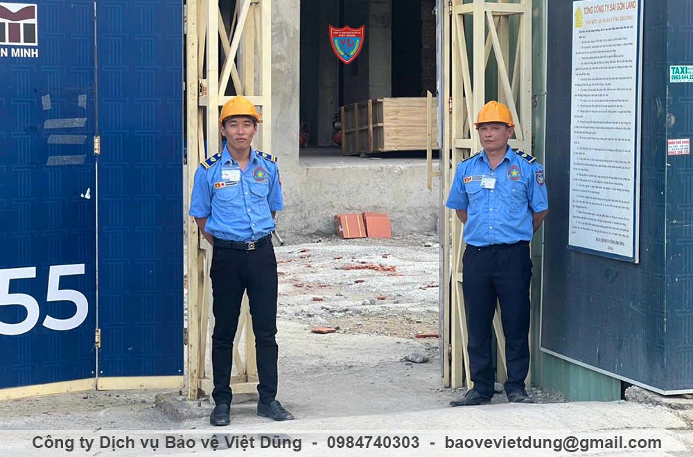 Bảo vệ Kubet chuyên cung cấp Ku casino chuyên nghiệp viet-dung-tuyen-bao-ve-lam-viec-tai-cong-truong-1